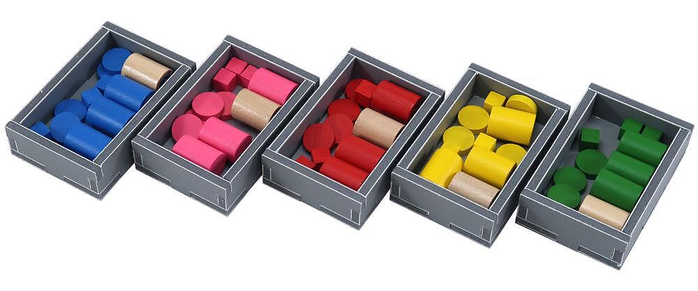 Folded Space insert organizer for Lorenzo il Magnifico with neatly arranged game pieces