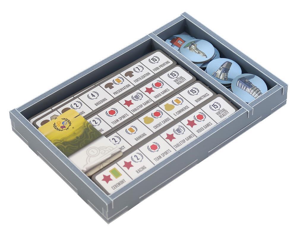 Folded Space organizer for Tapestry showing ease of setup and storage