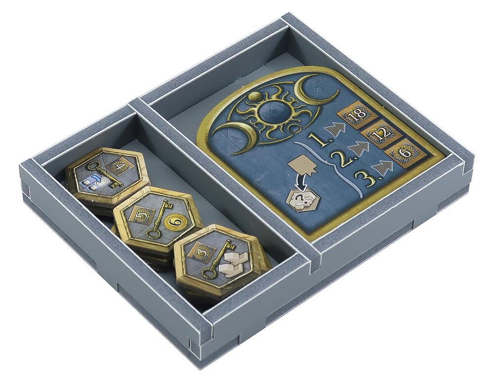 Folded Space insert showing storage compartments with game elements for Terra Mystica: Merchants of the Seas