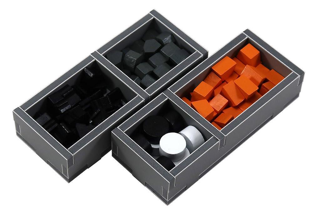 Folded Space organizer displaying player tokens and cards neatly arranged