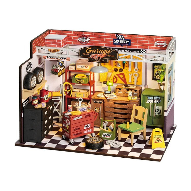 DIY Mini House Garage Workshop - Good Games