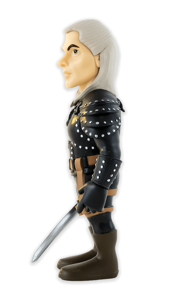 Angled close-up of Geralt Minix focusing on face and stance