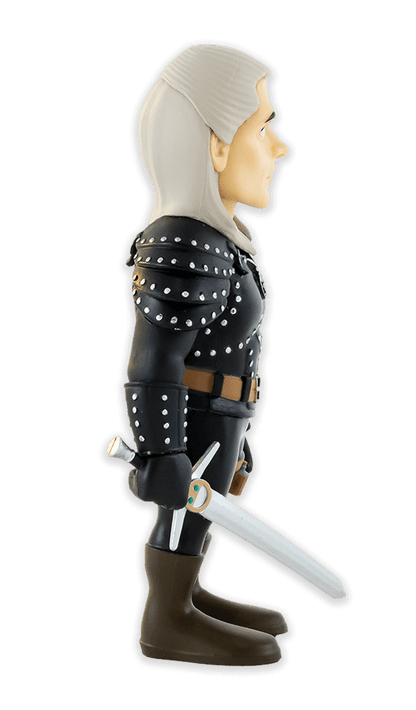 Full body shot of Geralt with signature witcher gear