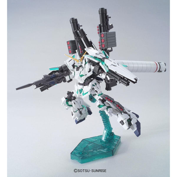 Bandai 1/144 HGUC Full Armor Unicorn Gundam (Destroy Mode)