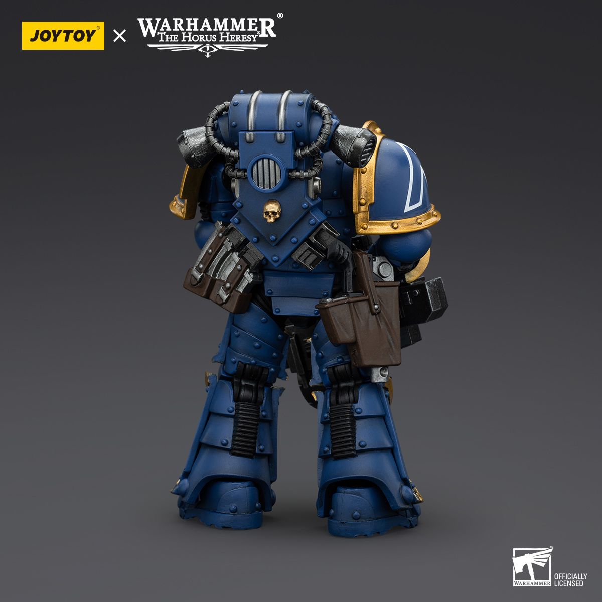 Warhammer Collectibles: 1/18 Scale Ultramarines Legion MKIII Tactical Support Squad Legionary w Bolt - Good Games