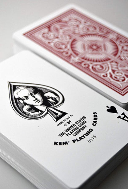 Kem Arrow Red/Blue Narrow Standard Playing Cards - Good Games