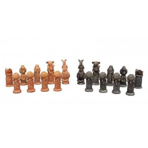 Dal Rossi Hand Paint - Australiana Chessmen on a Black / Erable, 40cm Chess Board