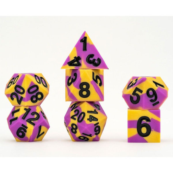 MDG 16mm sharp edge silicone rubber poly Pride dice set - Good Games