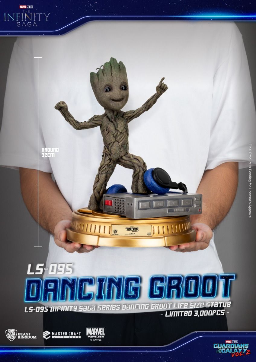 Close-up of Groot’s smiling face and finely sculpted crown