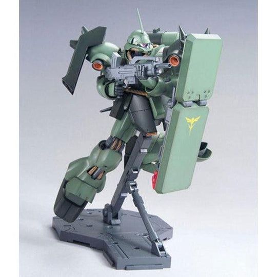 Bandai MG 1/100 Geara Doga