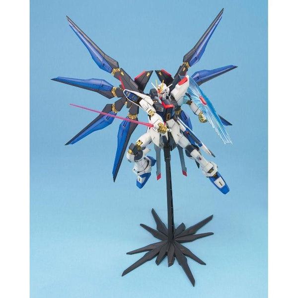 Bandai MG 1/100 Strike Freedom Gundam - Good Games
