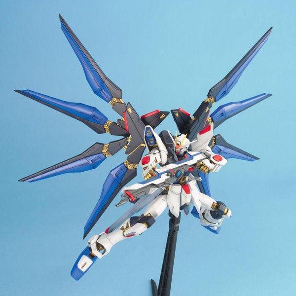 Bandai MG 1/100 Strike Freedom Gundam - Good Games
