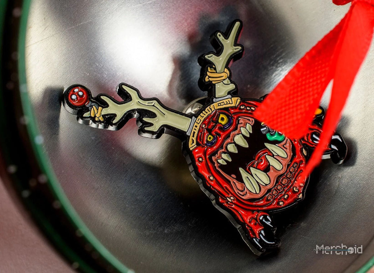 Warhammer 40000: Novelty Gobbo &amp; Squig Bauble with Pin Badge - Good Games