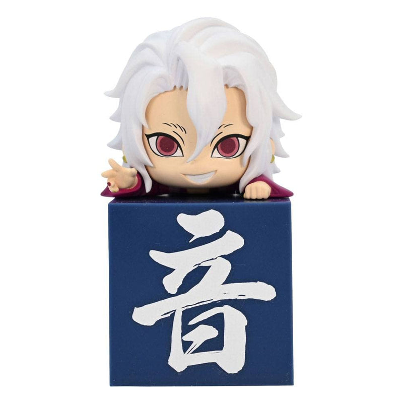 Chibi anime figure of Tengen Uzui from Demon Slayer peaking over a blue block with a Japanese character