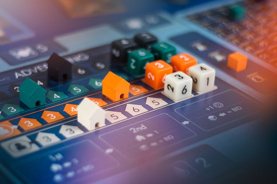 Dice Manor