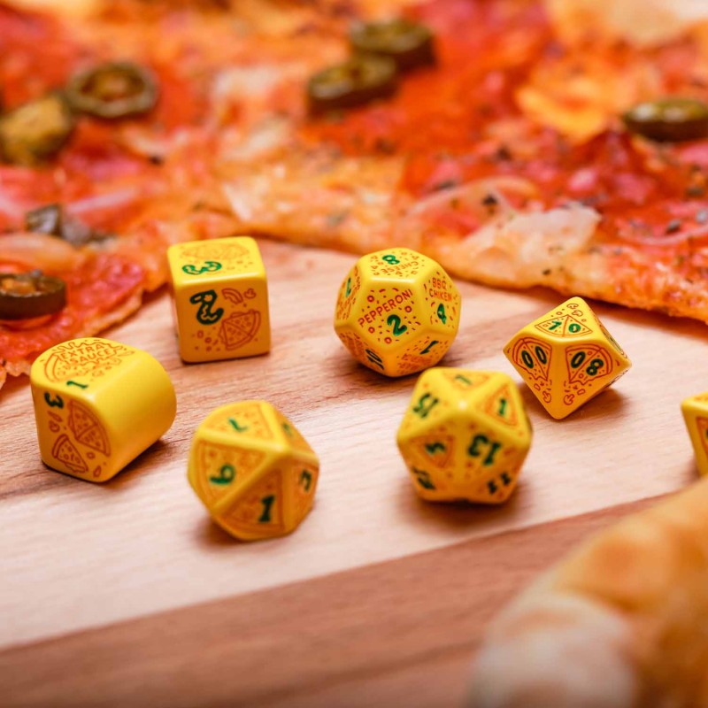 Q Workshop - Pizza - Margherita Dice Set 7 - Good Games
