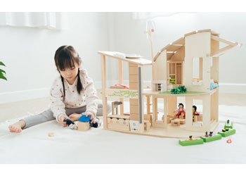 PlanToys - Green Dollhouse With Furniture