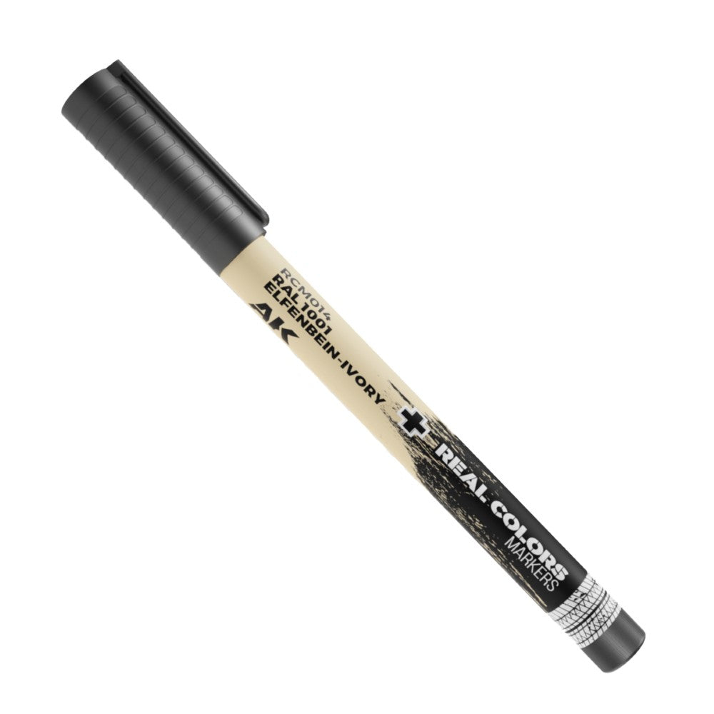 Elfenbein-Ivory AK Real Colors marker with black cap, angled on a white background