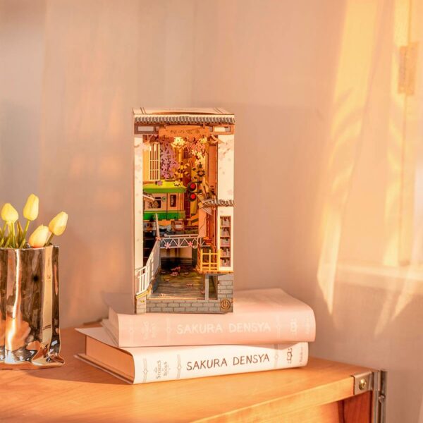DIY Bookends - Sakura Densya