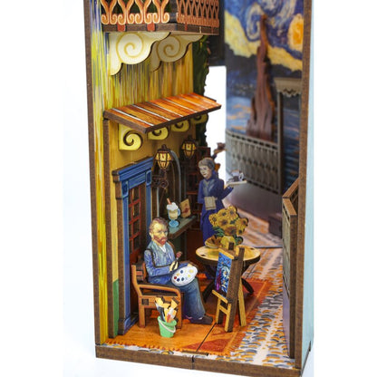 DIY Book Nook Vincent's World - Good Games