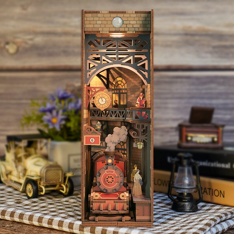 DIY Book Nook The Steam Age - Good Games