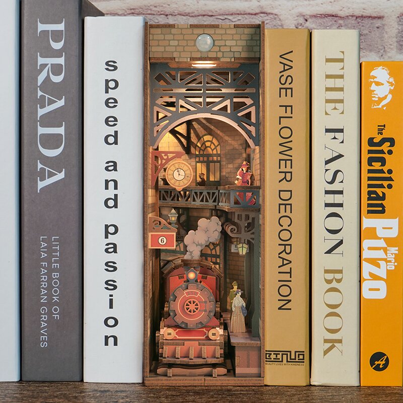 DIY Book Nook The Steam Age - Good Games