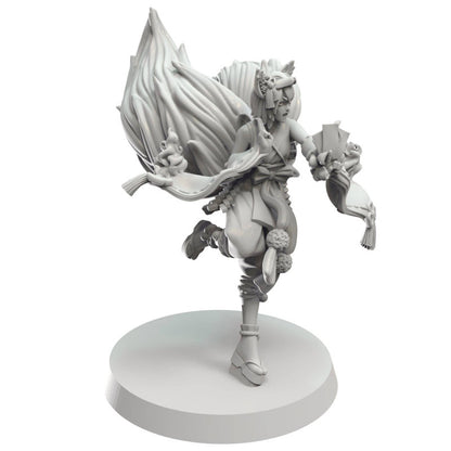 Grey 3D miniature of a kitsune-like figure in traditional attire, running with talismans and a large flowing tail.