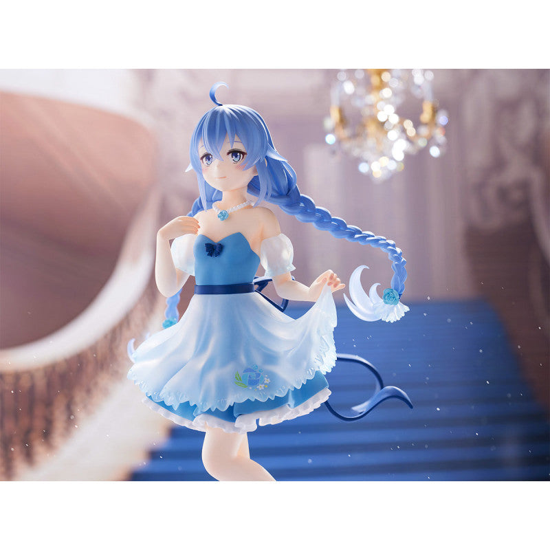 Side view of Roxy figure showing dress details Mushoku Tensei Season 2