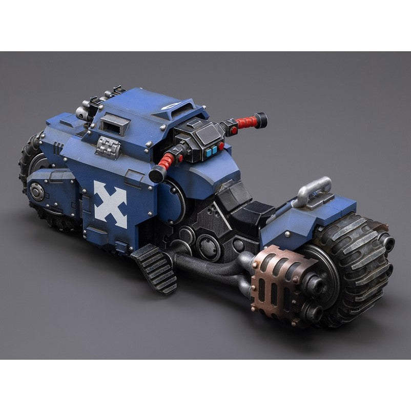 Warhammer Collectibles: 1/18 Scale Space Marines Ultramarines Outriders