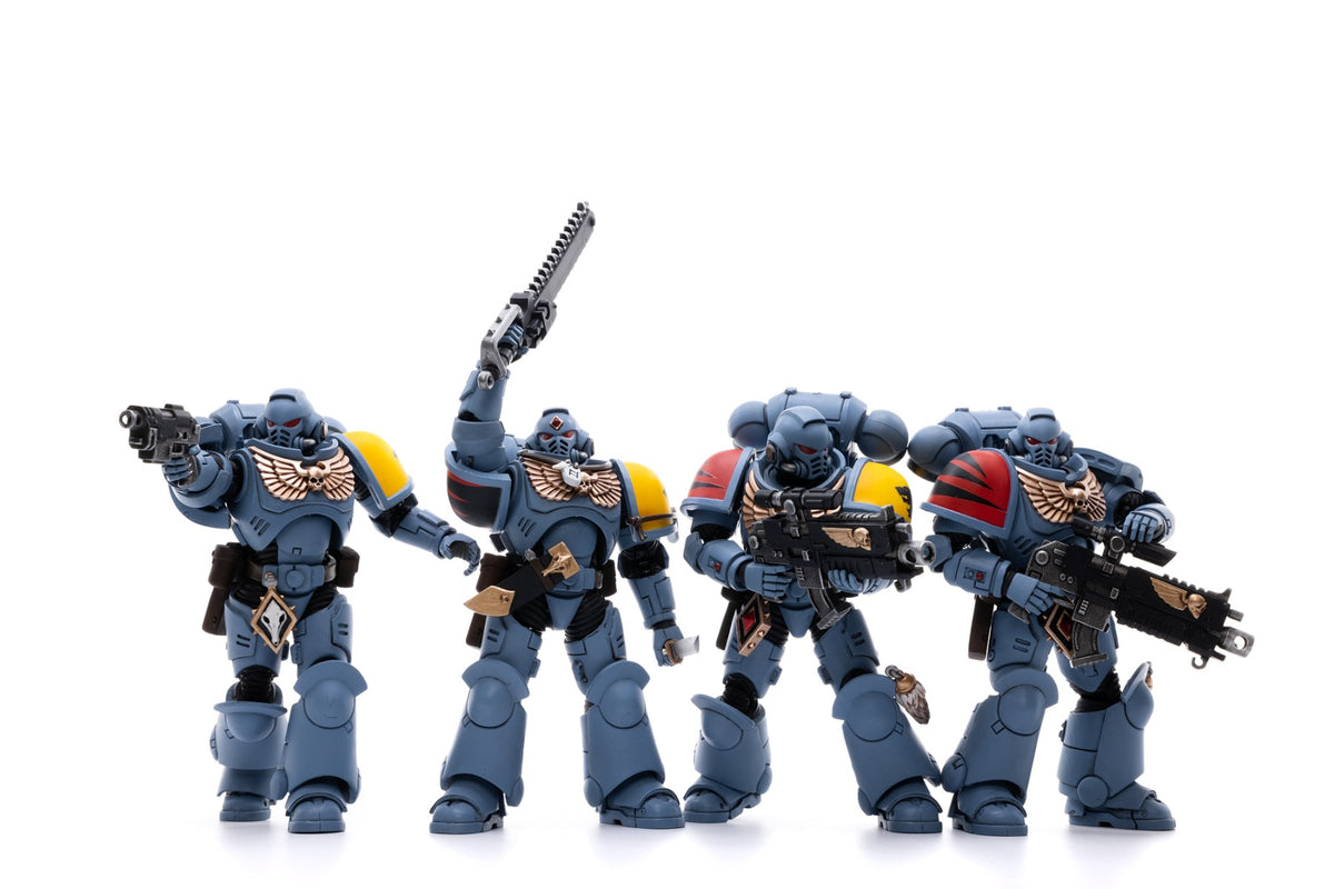 Warhammer Collectibles: 1/18 Scale Space Wolves Battle Hunter Pack - Good Games