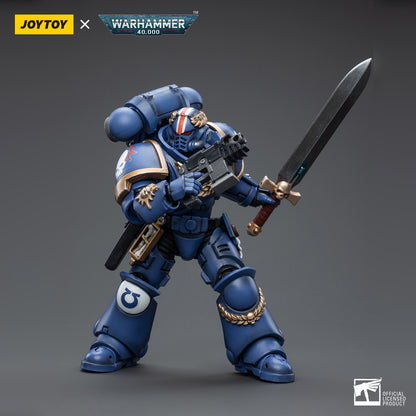 Warhammer Collectibles: 1/18 Scale Ultramarines Primaris Lieutenant Argaranthe - Good Games