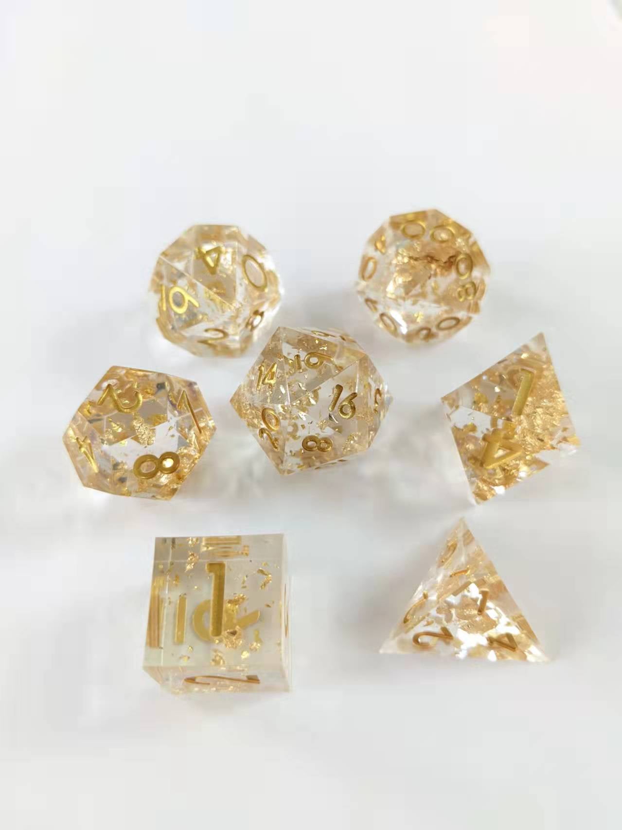 Dice Hoard - Aurora (Resin) Set 27 - Good Games