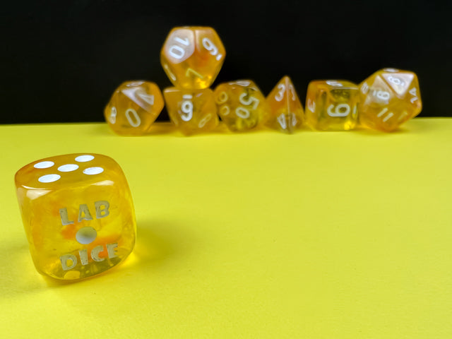 Chessex - Borealis Polyhedral 7 Dice Set - Canary/White Luminary (CHX30053) - Good Games
