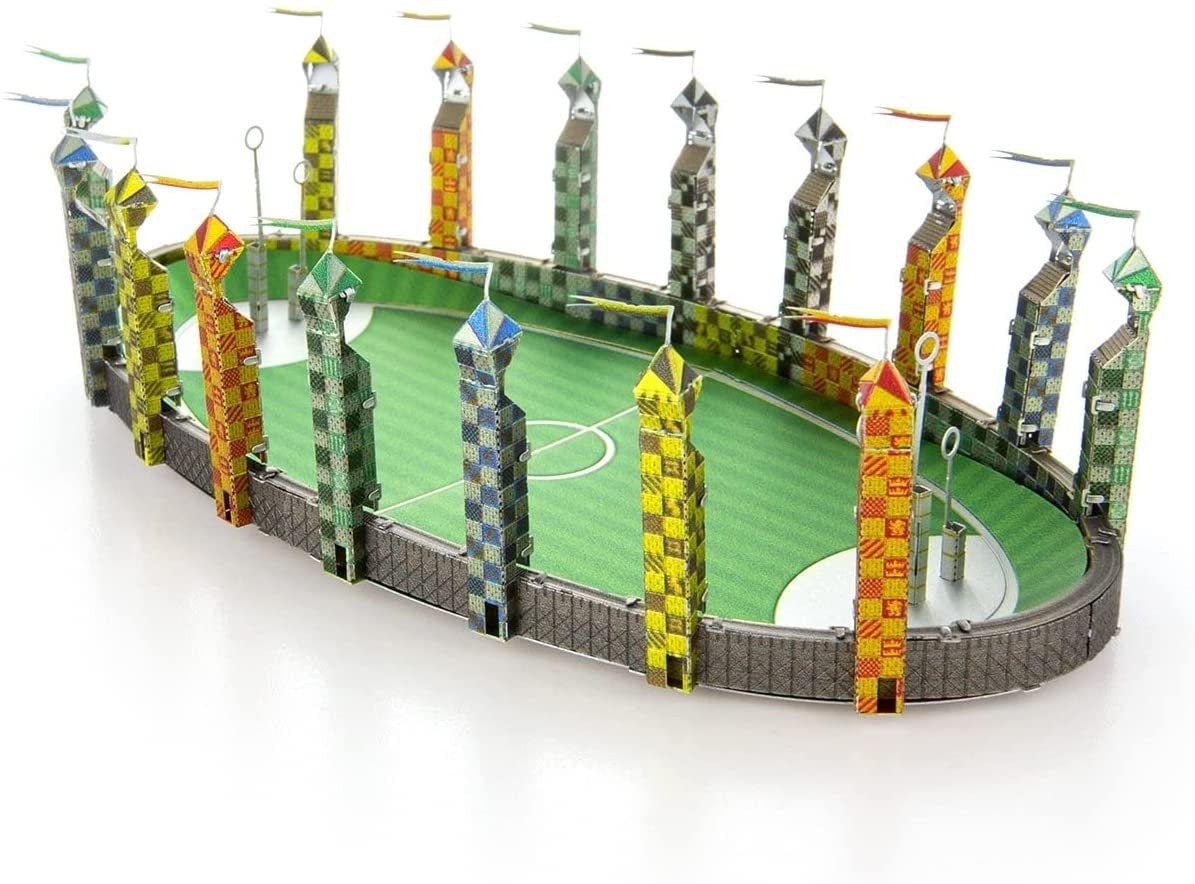 Metal Earth - Harry Potter - Quidditch Pitch - Good Games