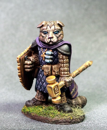 Critter Kingdoms: Scottish Fold Cat Cleric with Warhammer
