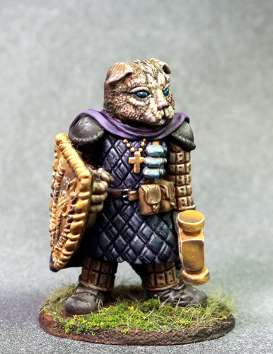 Critter Kingdoms: Scottish Fold Cat Cleric with Warhammer