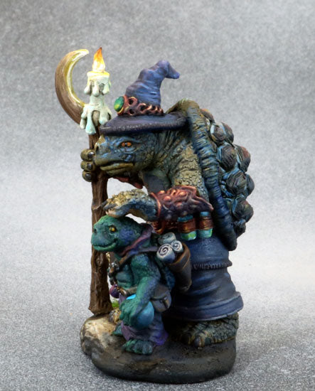 Critter Kingdoms: Tortoise Wizard with Apprentice
