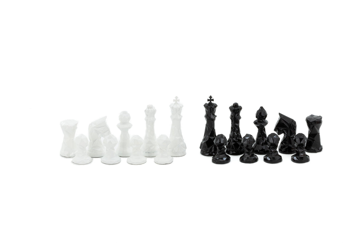 Dal Rossi Diamond Cut Black & White Chess Pieces - Good Games