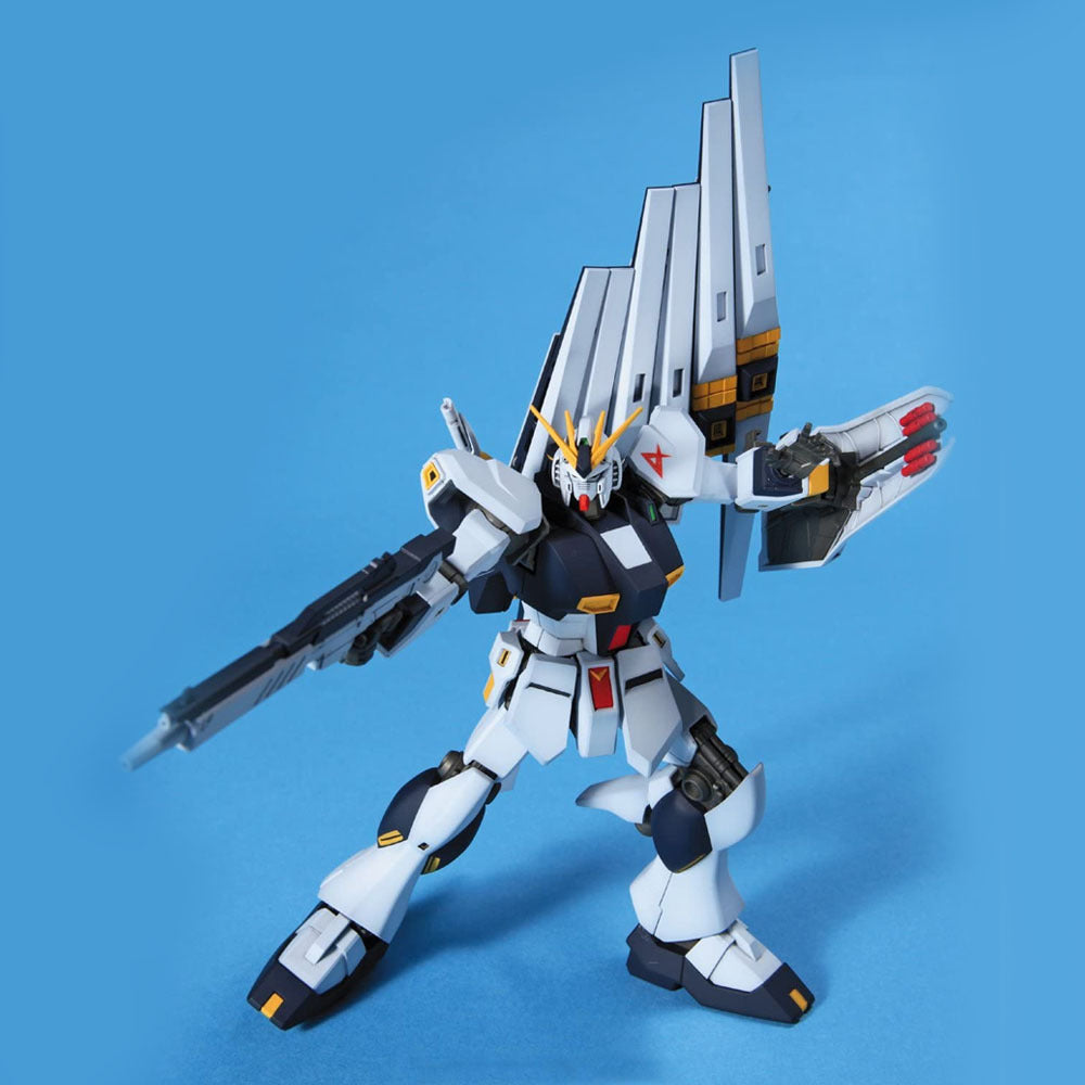 Bandai 1/144 HGUC Nu Gundam - Good Games