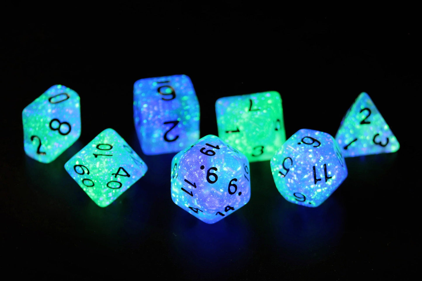 Sirius Dice - Peacock Glowworm Dice Set 7 - Good Games