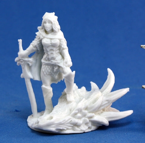 Reaper Bones Janan Female Dragon Slayer - Good Games