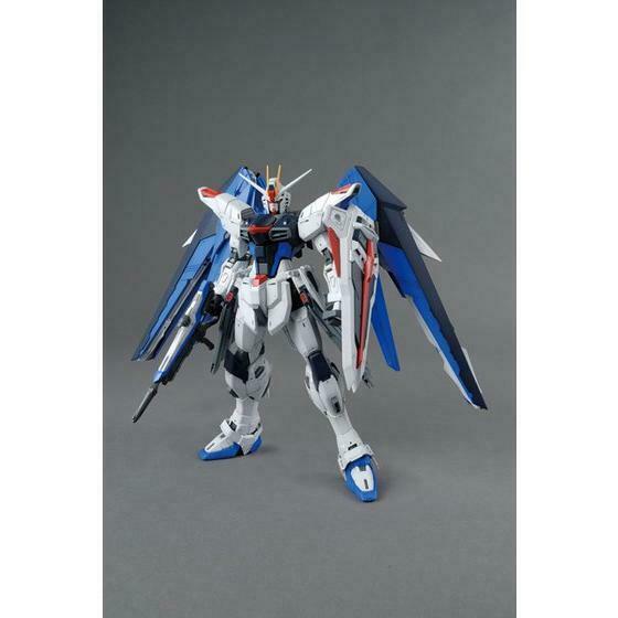 Bandai 1/100 MG Freedom Gundam Ver 2.0 - Good Games