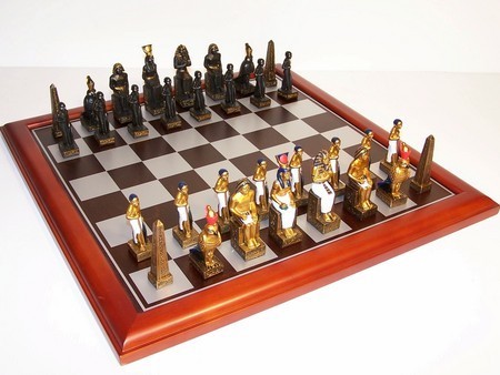 Dal Rossi - Egyptian Hand Painted Resin Chess Pieces 75mm - Good Games