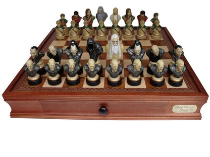 Dal Rossi Italy Lord of the Rings Chess Set on Dal Rossi 50cm (20) Chess Box - Good Games