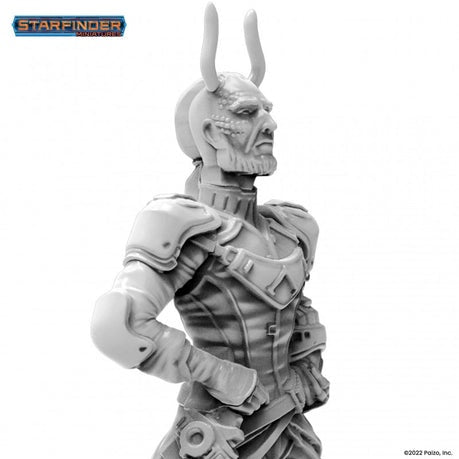 Starfinder Masterclass Miniatures: Lashunta Envoy - Good Games