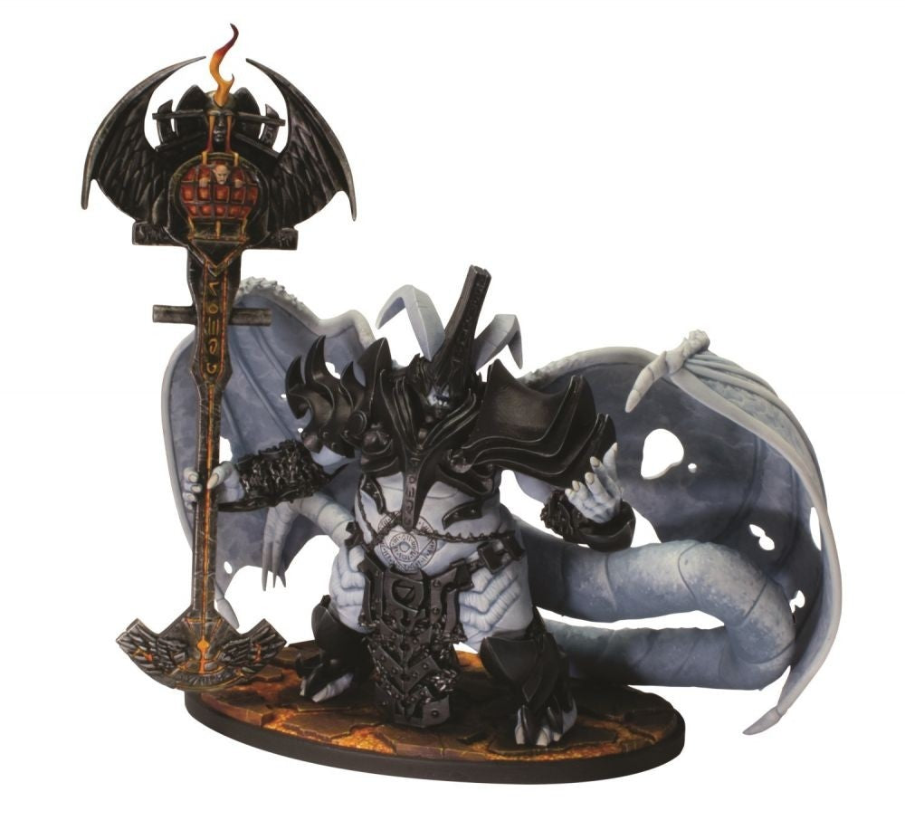 Dungeons & Dragons Collectors Series Miniatures Baldurs Gate Descent Into Avernus Lucille - Good Games