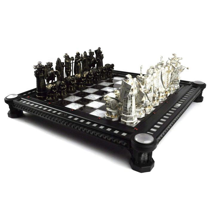 Harry Potter - Final Challenge Chess Set
