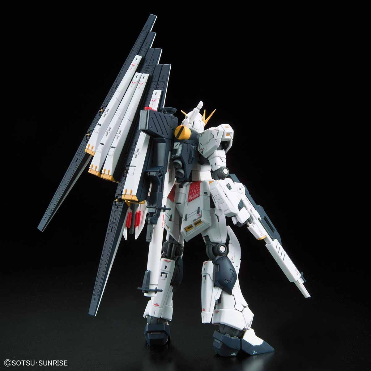 Bandai RG 1/144 Nu Gundam - Good Games