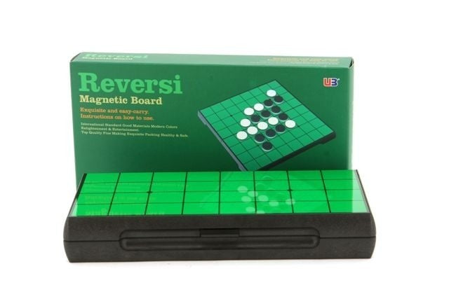 Reversi Magnetic 10 Inch Board - Good Games
