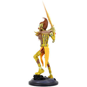 Dungeons &amp; Dragons 12- Inch Premium Statue Githyanki - Good Games